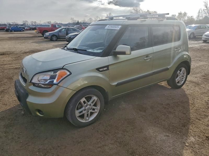2011 KIA Soul +