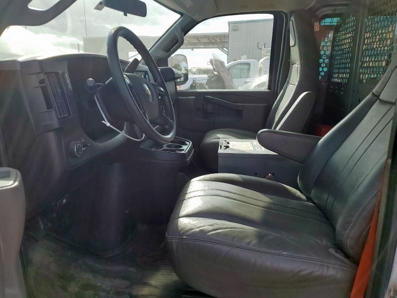 2016 Chevrolet Express 2500 Delivery Van