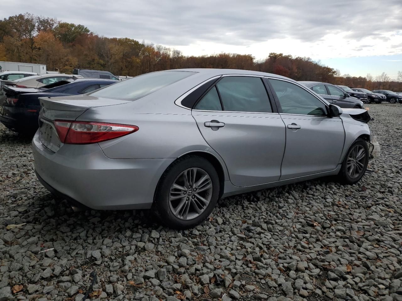 2016 Toyota Camry le