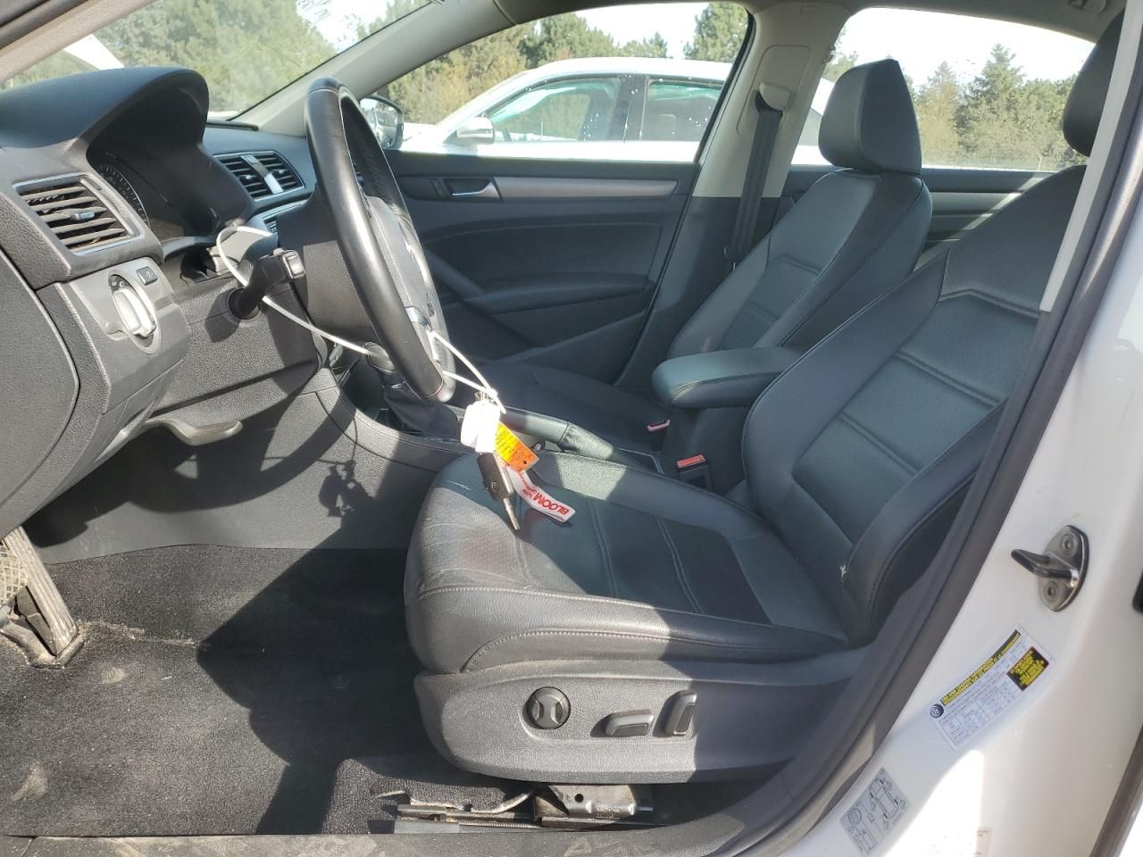 2014 Volkswagen Passat se