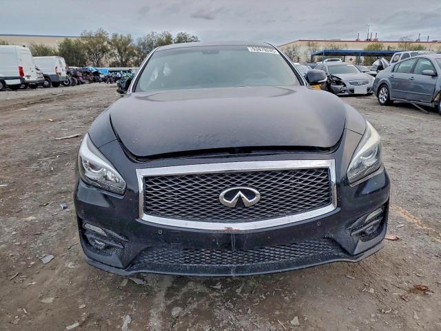 2017 Infiniti Q70 3.7