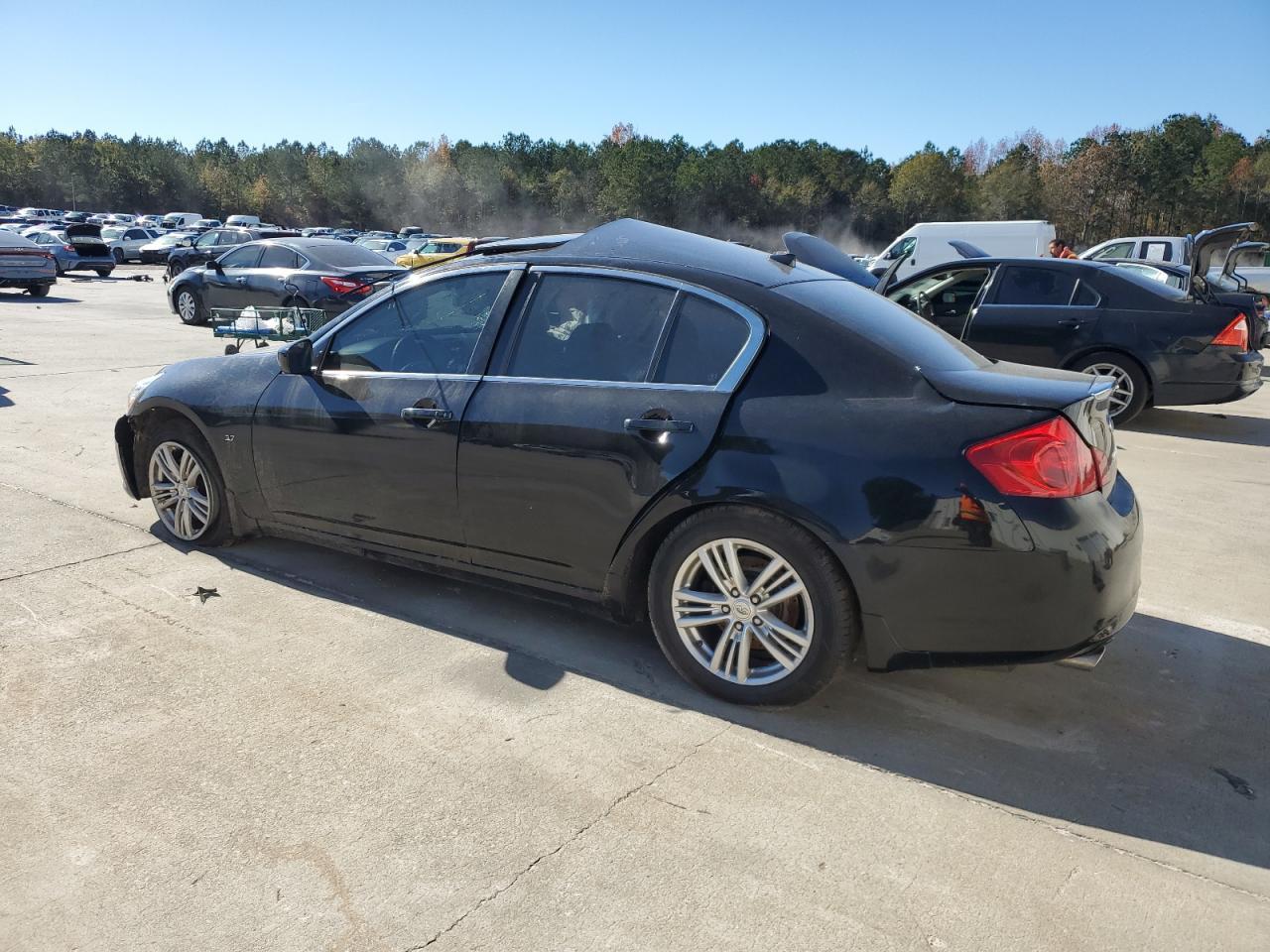 2015 Infiniti Q40
