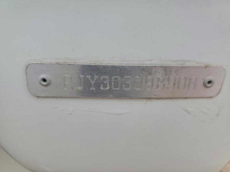 2000 Boat Boat