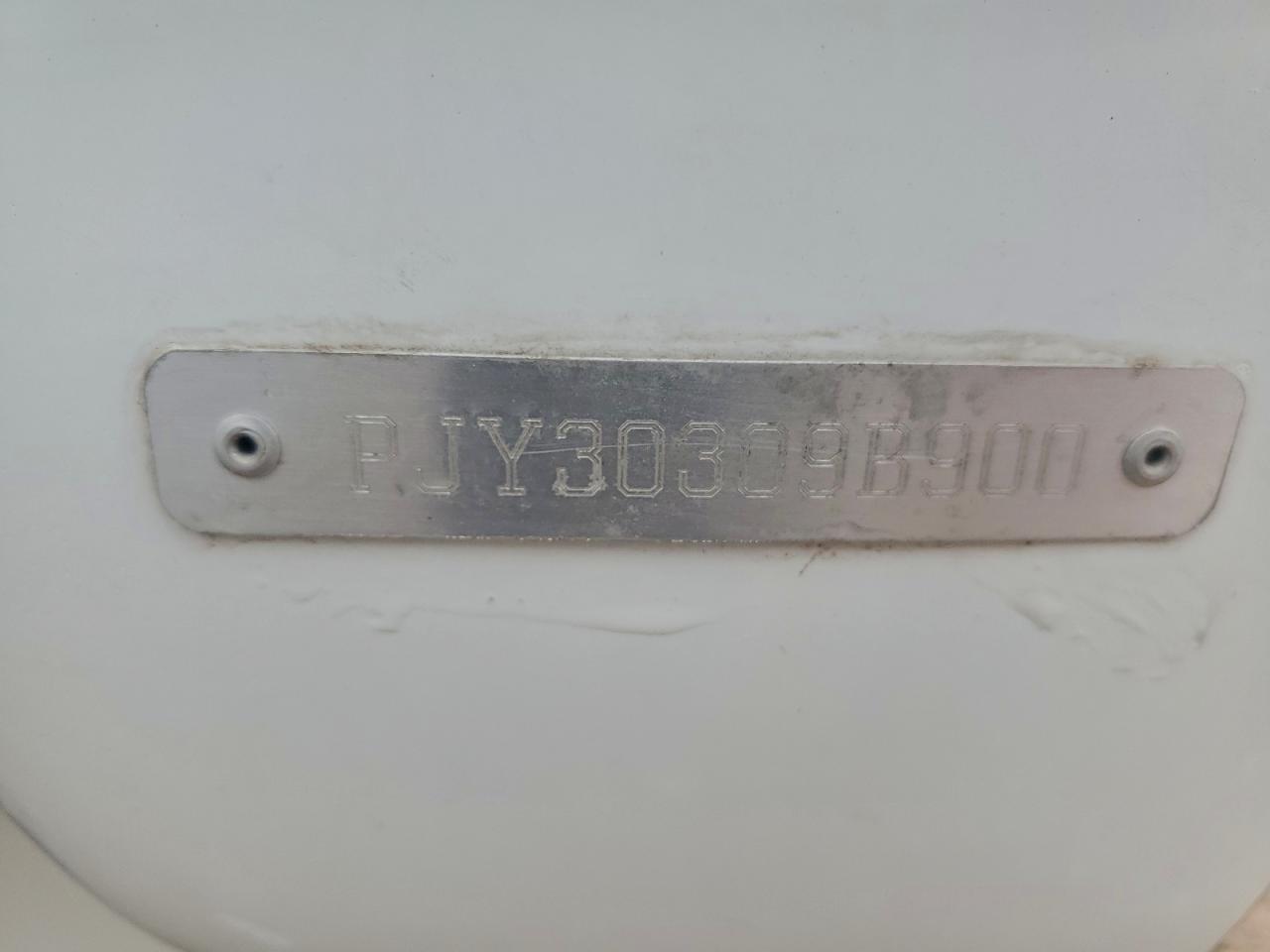 2000 Boat Boat