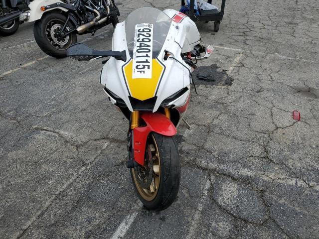 2022 Yamaha Yzfr1