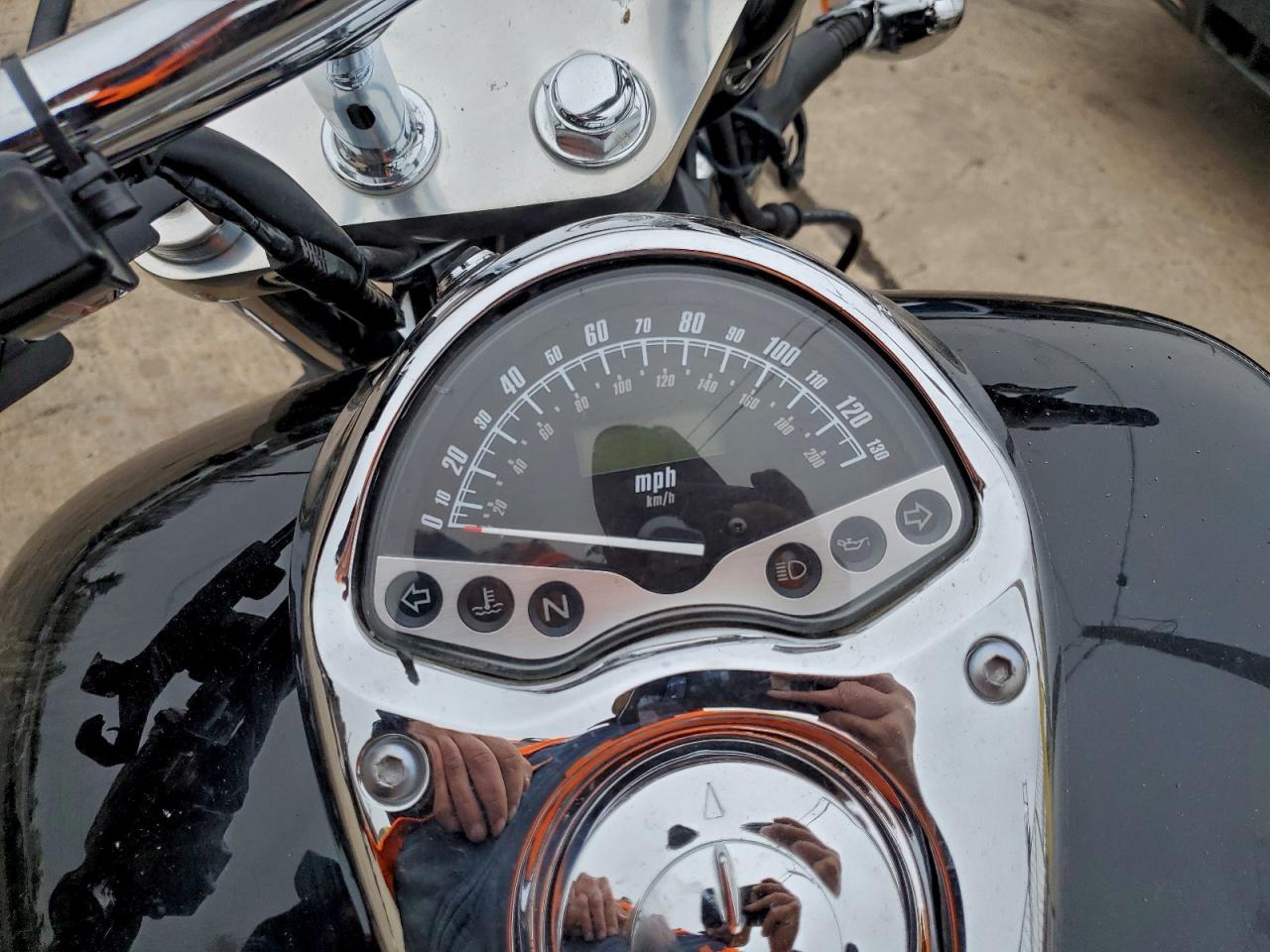 2004 Honda VTX1300 C