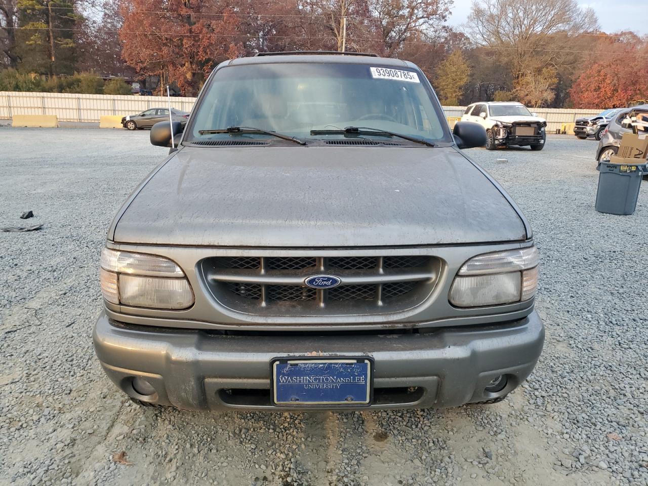 1999 Ford Explorer