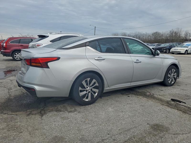 2019 Nissan Altima s