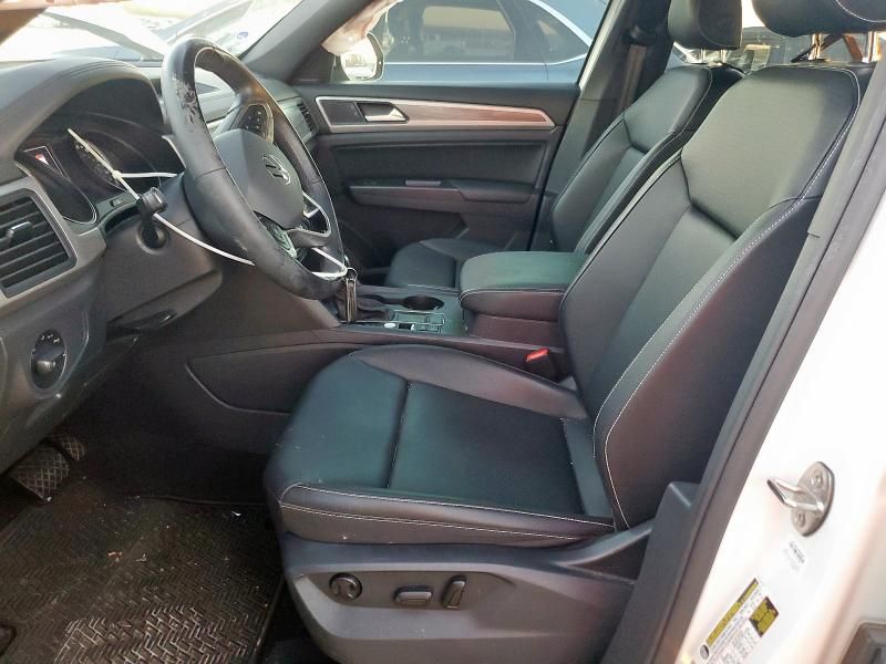 2020 Volkswagen Atlas Cross Sport se