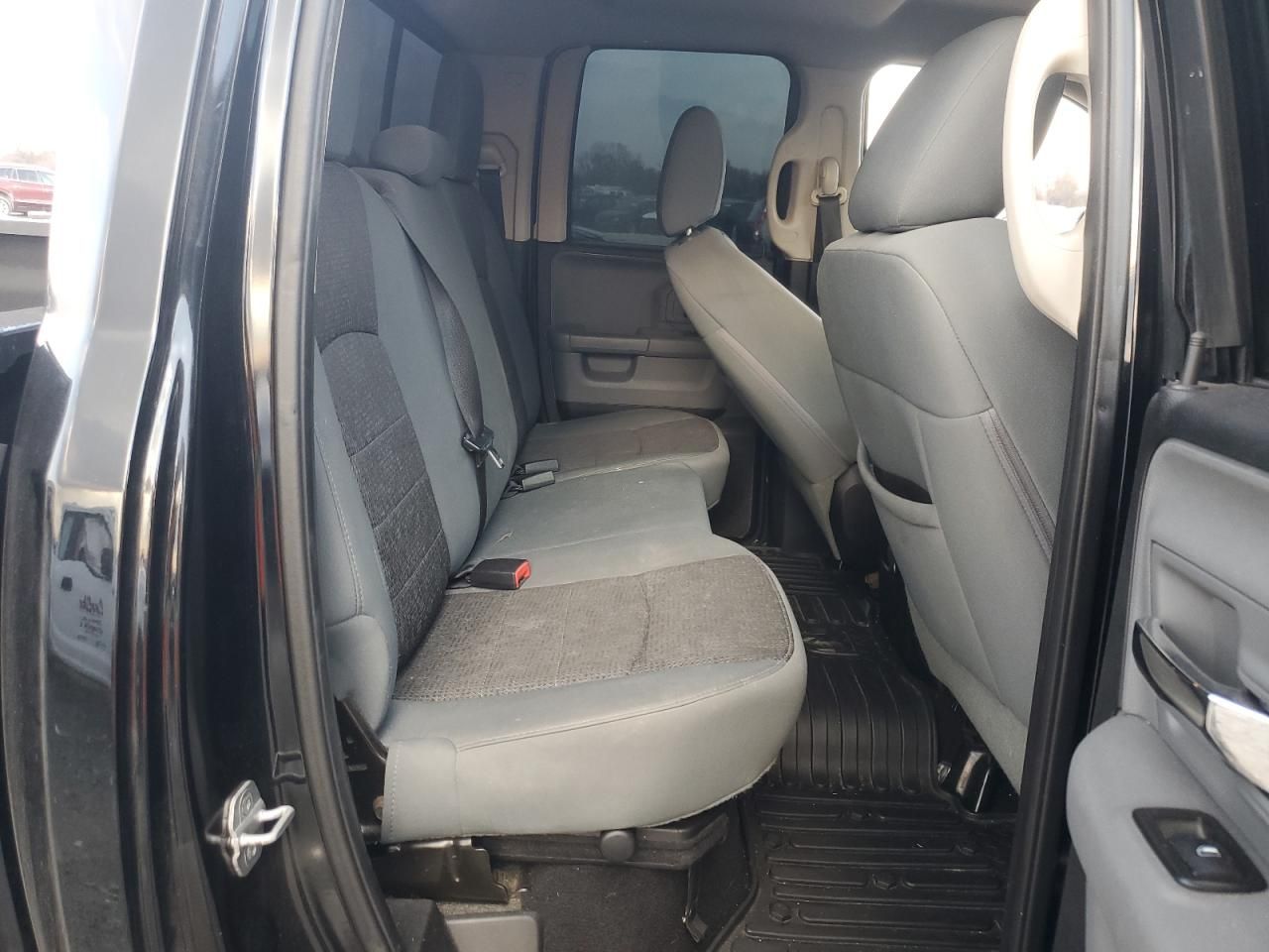 2013 Dodge RAM 1500 SLT