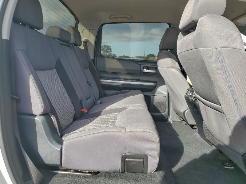 2016 Toyota Tundra Crewmax SR5