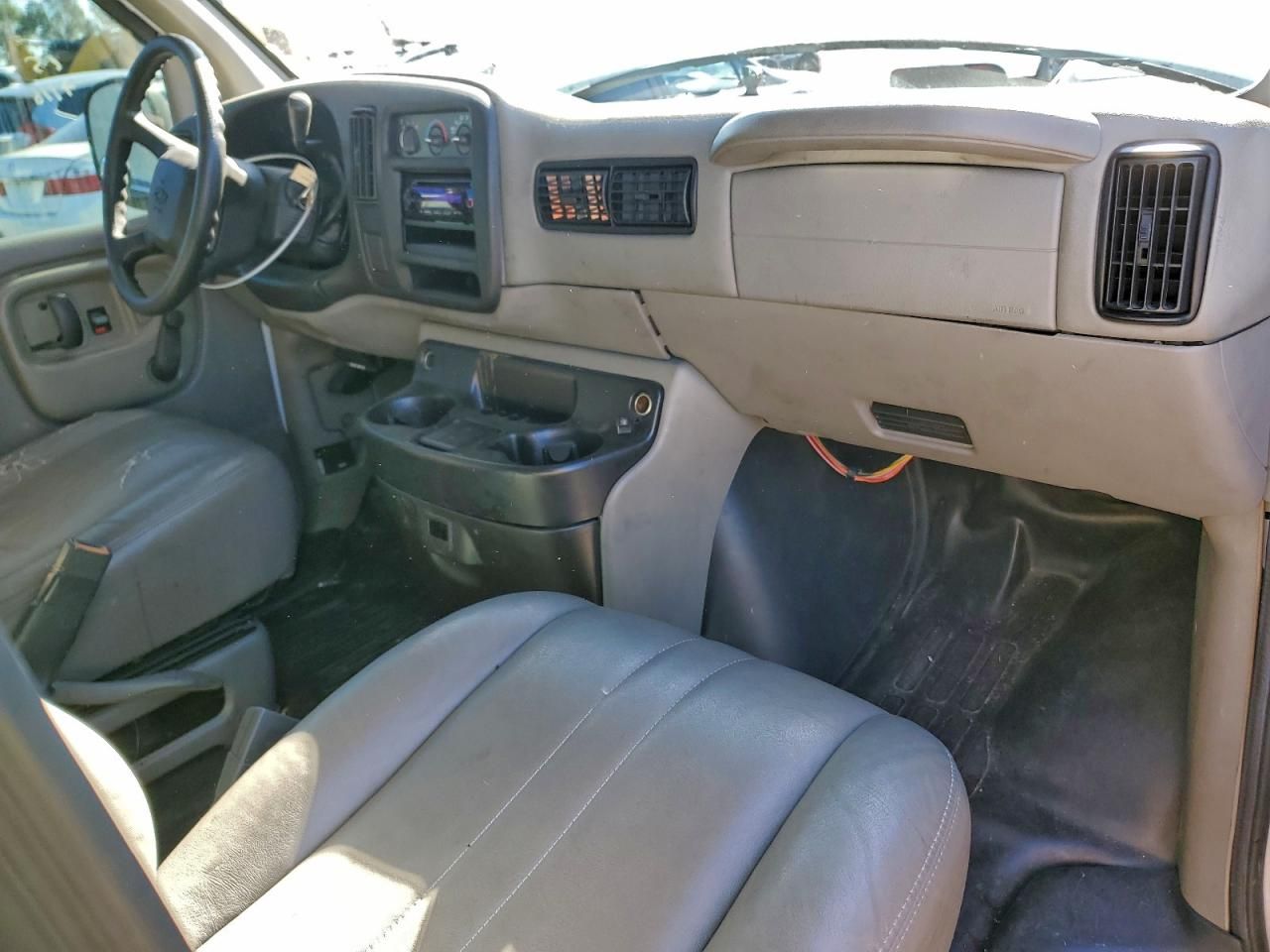 2001 Chevrolet Express 2500 Utility / Service Van