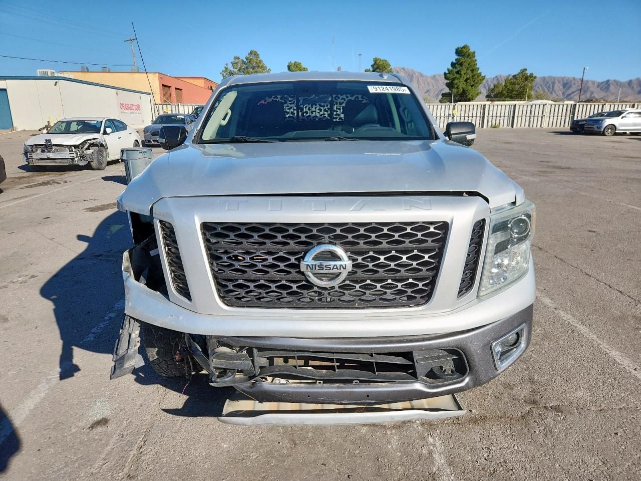 2017 Nissan Titan sv
