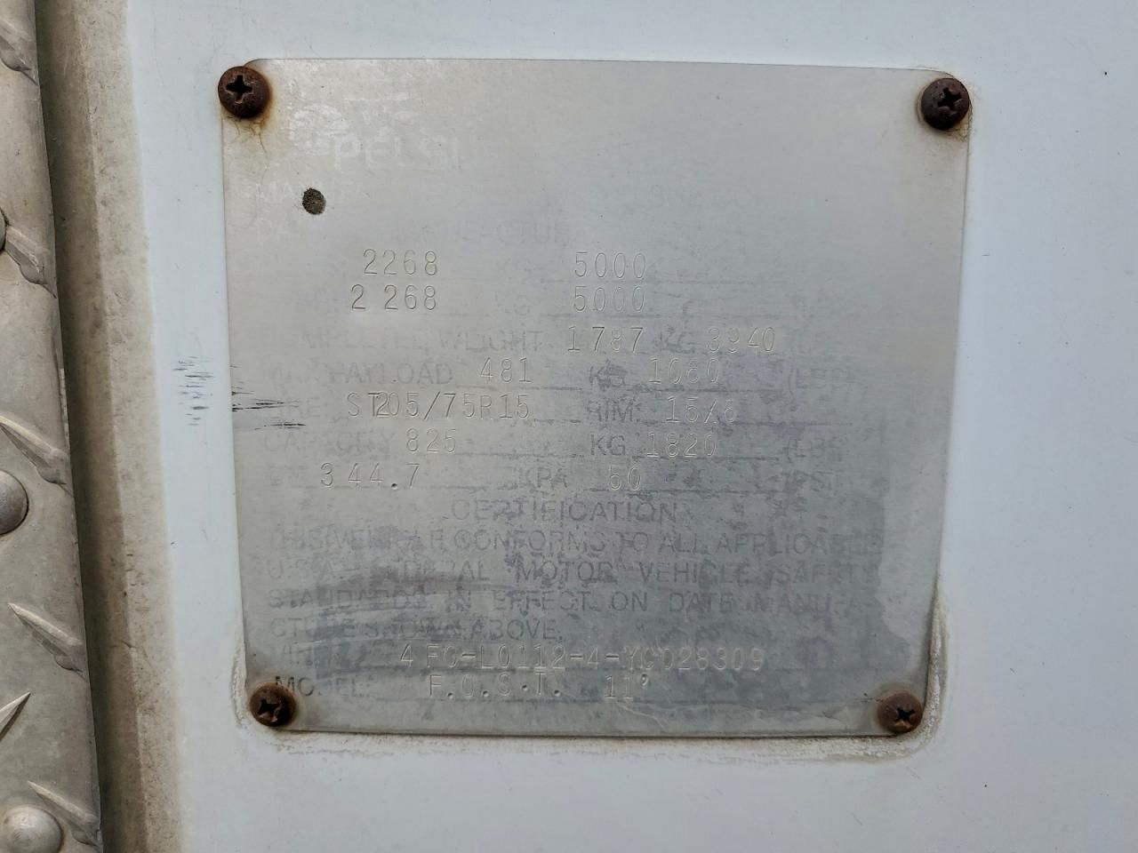 2000 Featherlite Mfg Inc 2000 Featherlite Fiber Optic Splicing Trailer