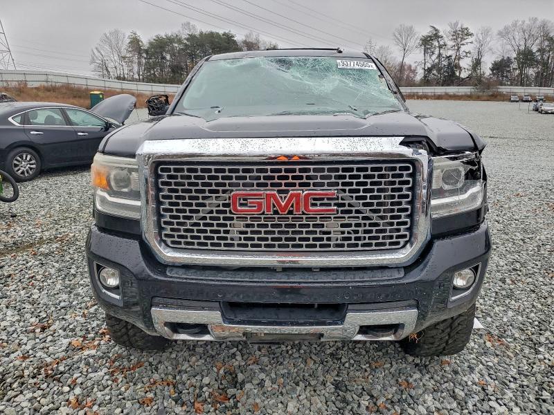 2015 GMC Sierra K2500 Denali