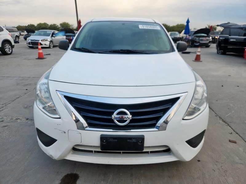 2015 Nissan Versa s