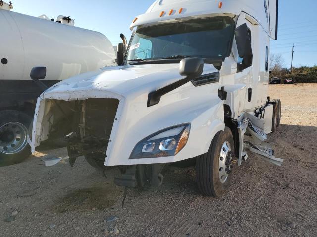 2021 Freigliner Cascadia 126