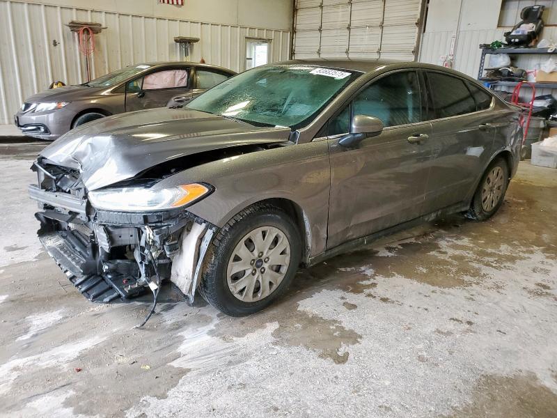 2013 Ford Fusion s