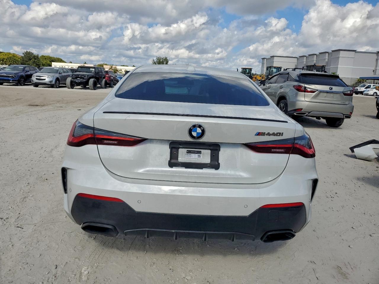2024 BMW M440i