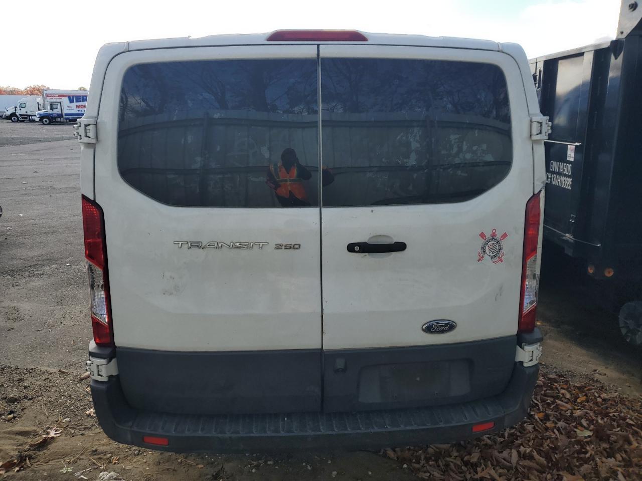 2018 Ford Transit 250 Delivery Van