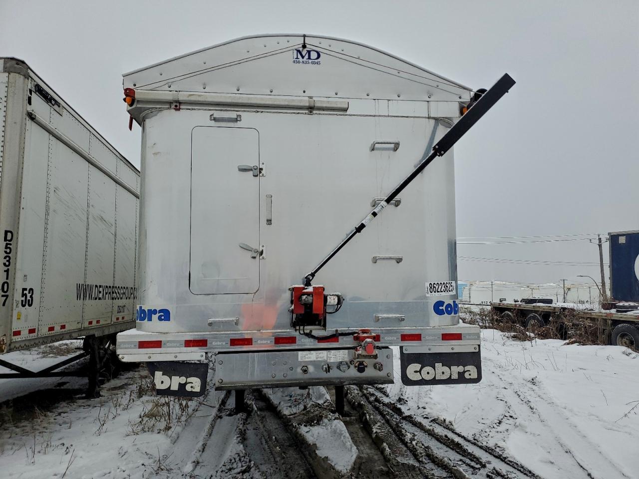 2024 Cobra Performance Boats Dump Trailer