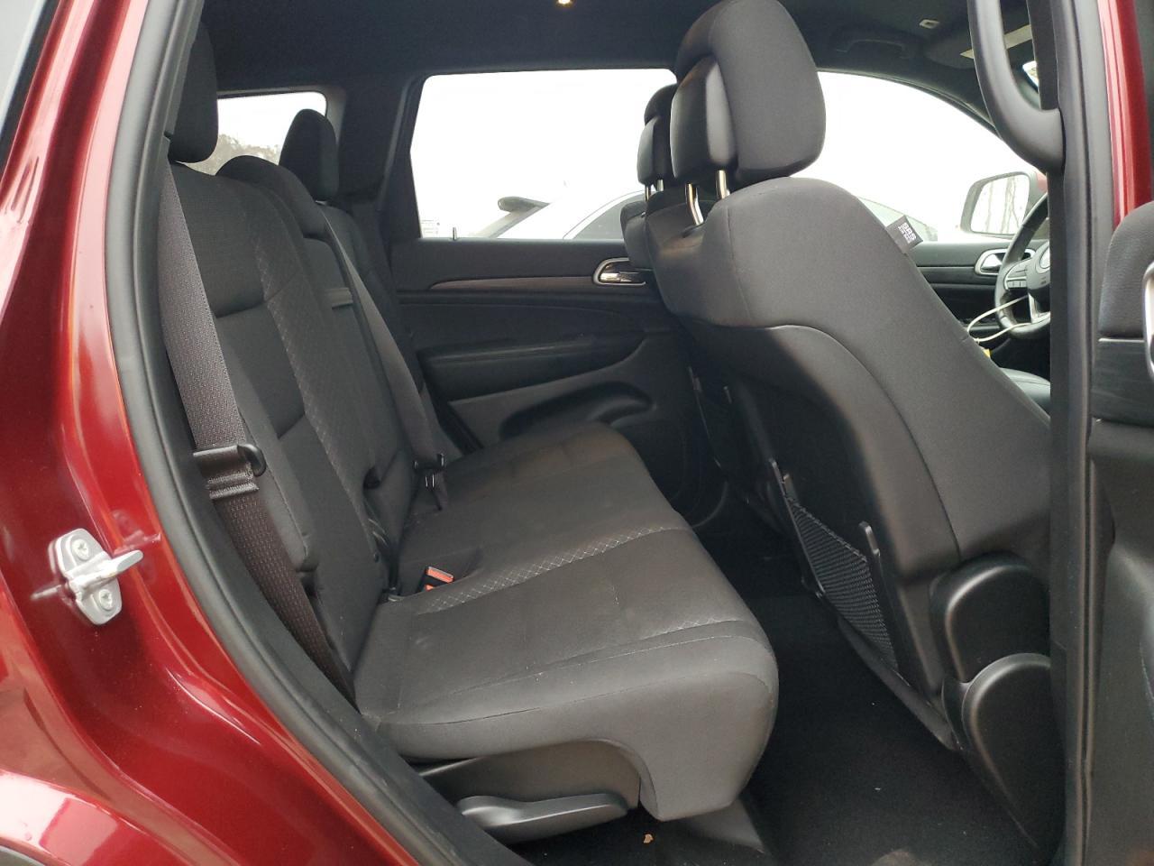 2019 Jeep Grand Cherokee Laredo