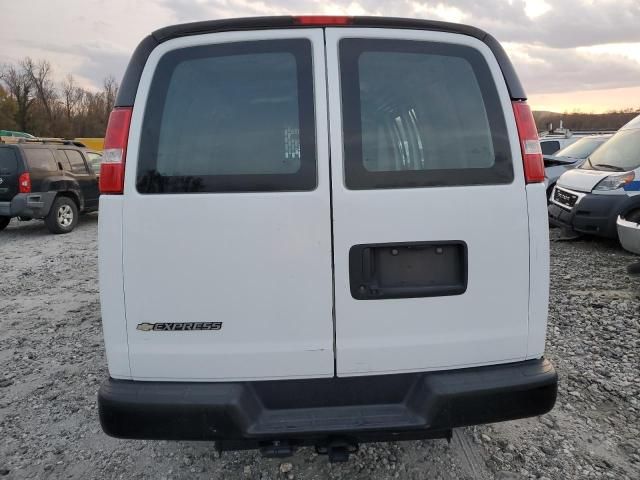 2023 Chevrolet Express G2500