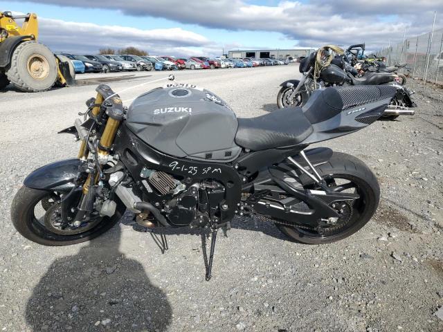 2025 Suzuki GSX-R750