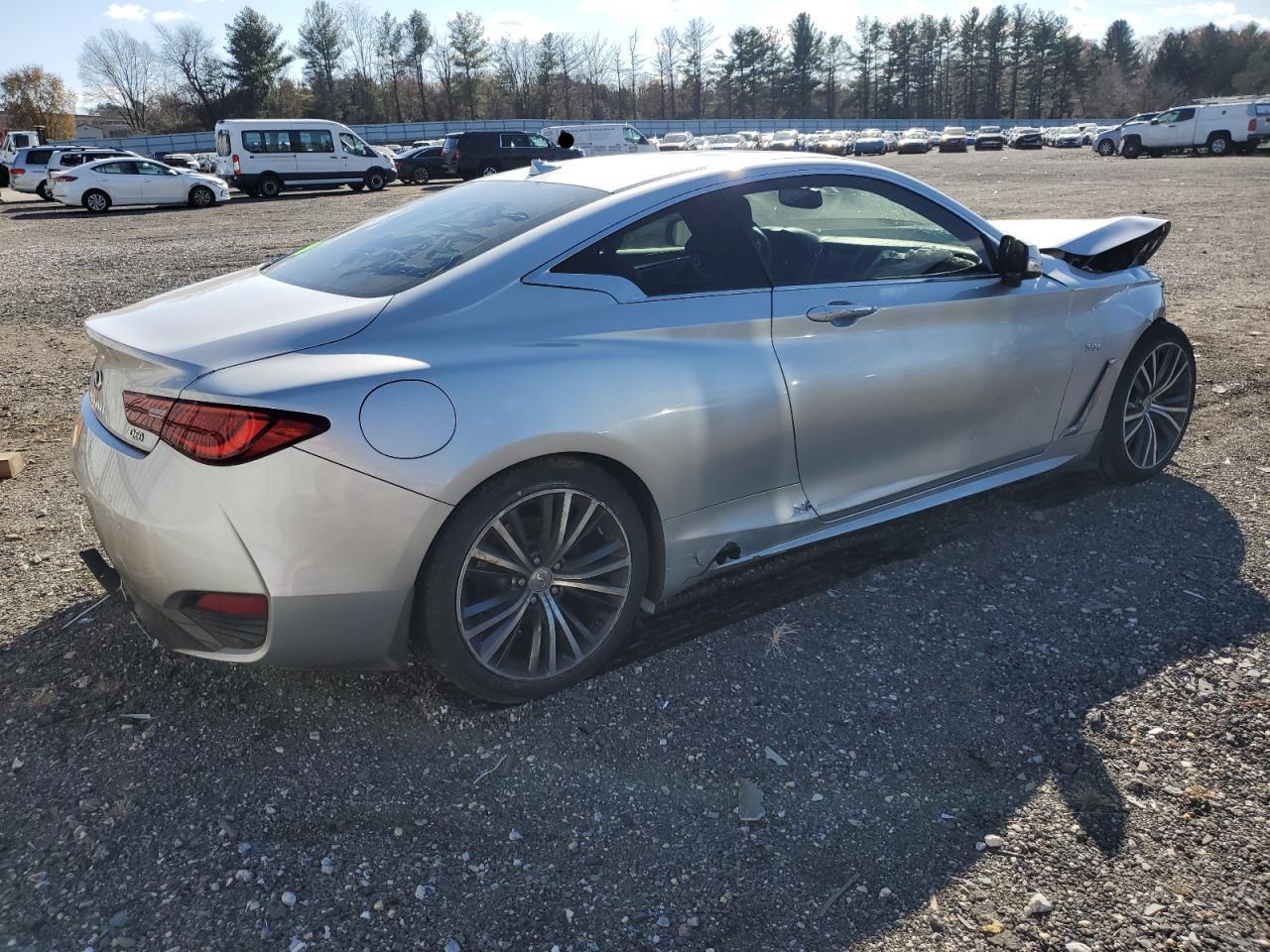 2017 Infiniti Q60 Premium