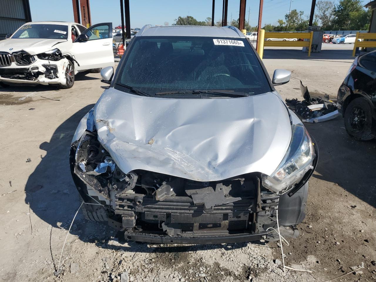 2018 Nissan Kicks sv
