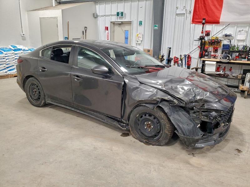 2021 Mazda 3 gs 4DR