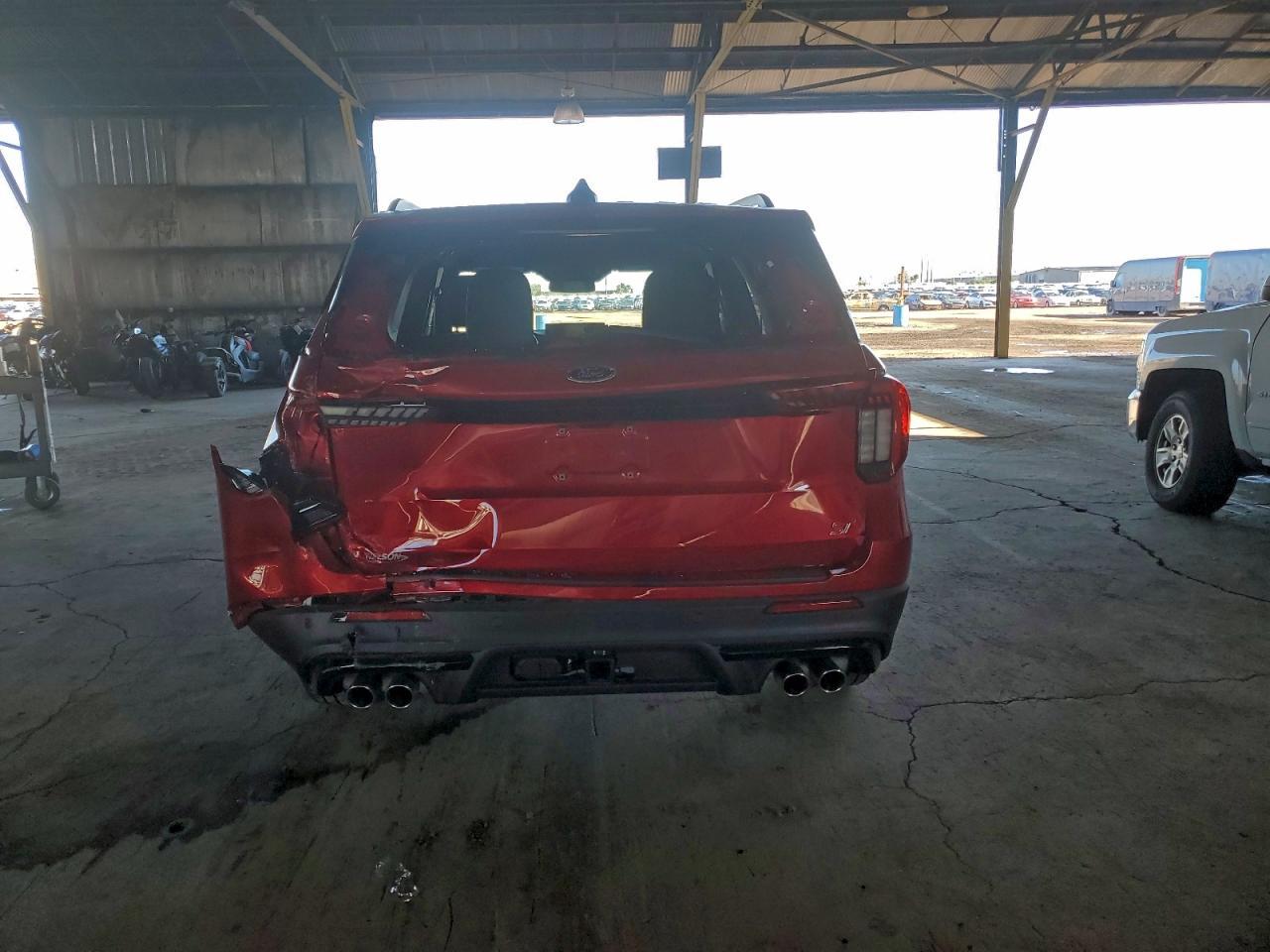 2025 Ford Explorer st