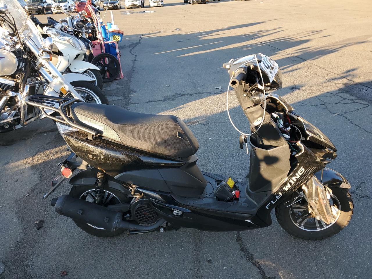 2025 Other 2025 Othe Scooter