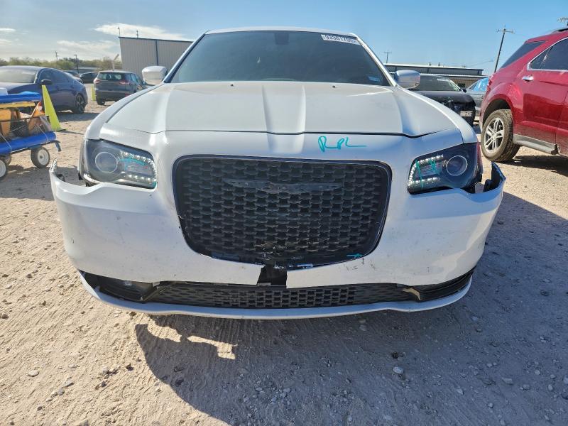 2022 Chrysler 300 s