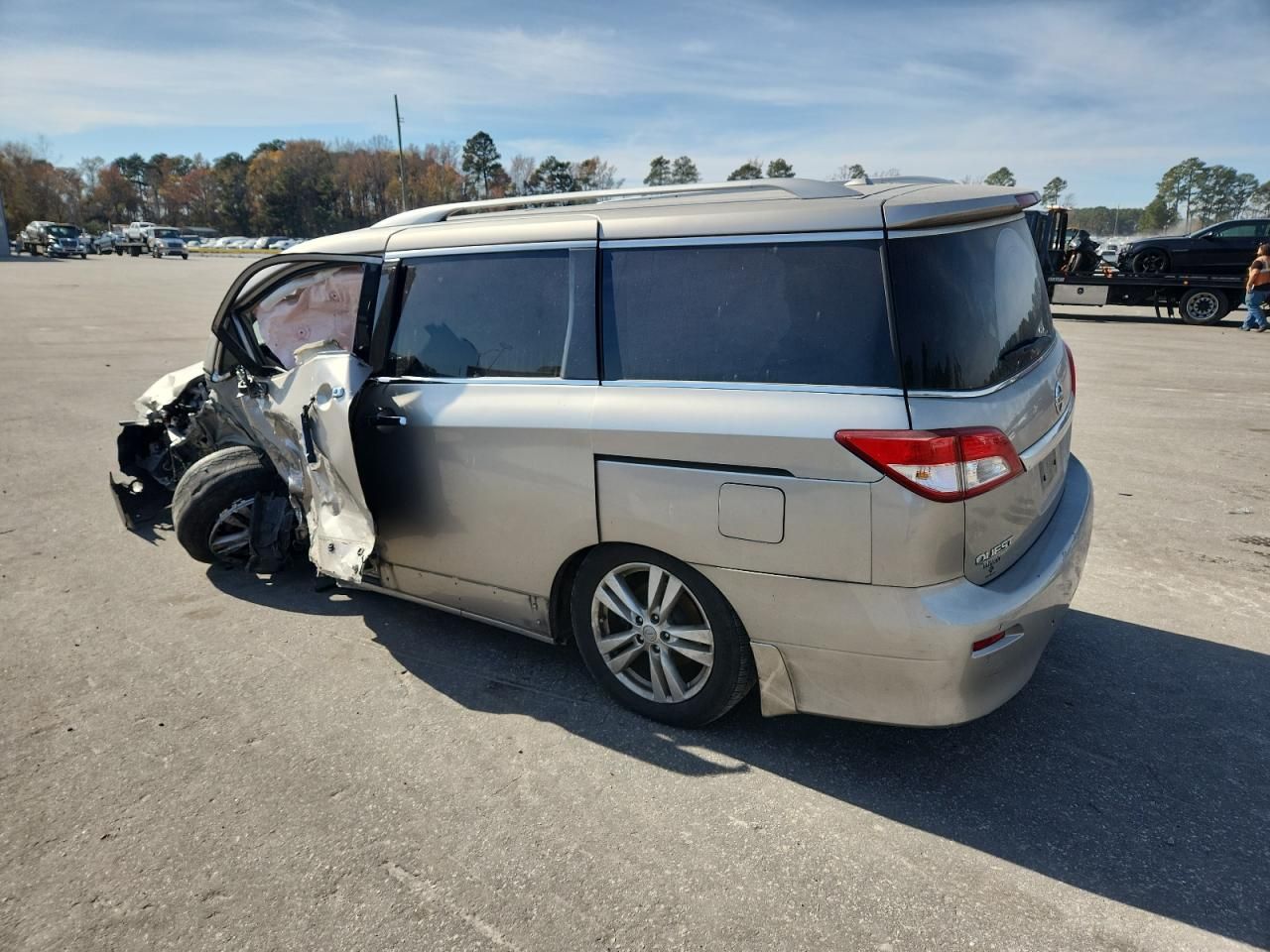 2012 Nissan Quest s