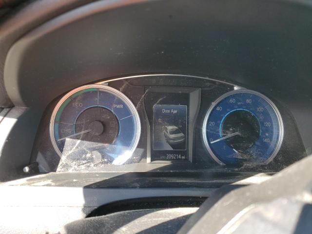 2016 Toyota Camry Hybrid