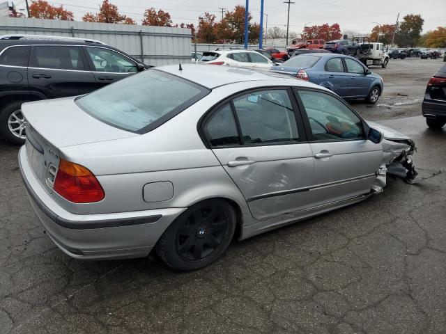 2000 BMW 323 i