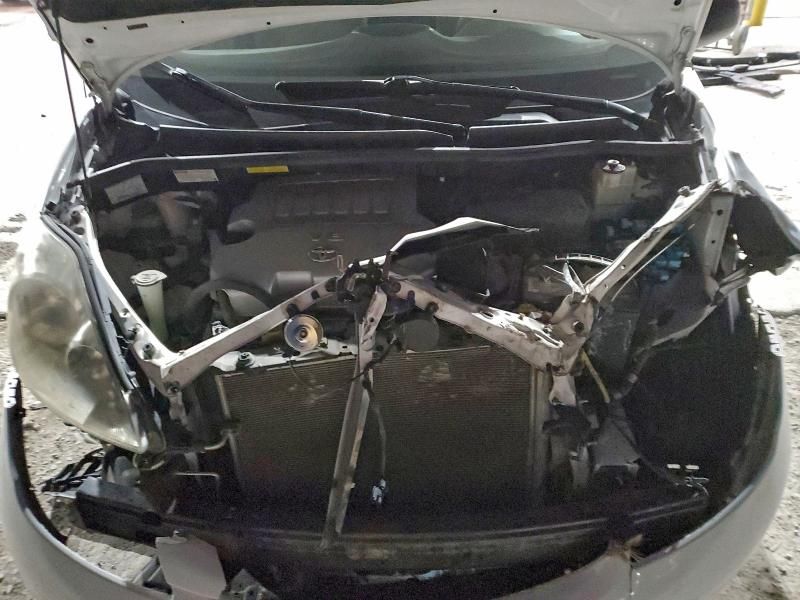 2009 Toyota Sienna ce