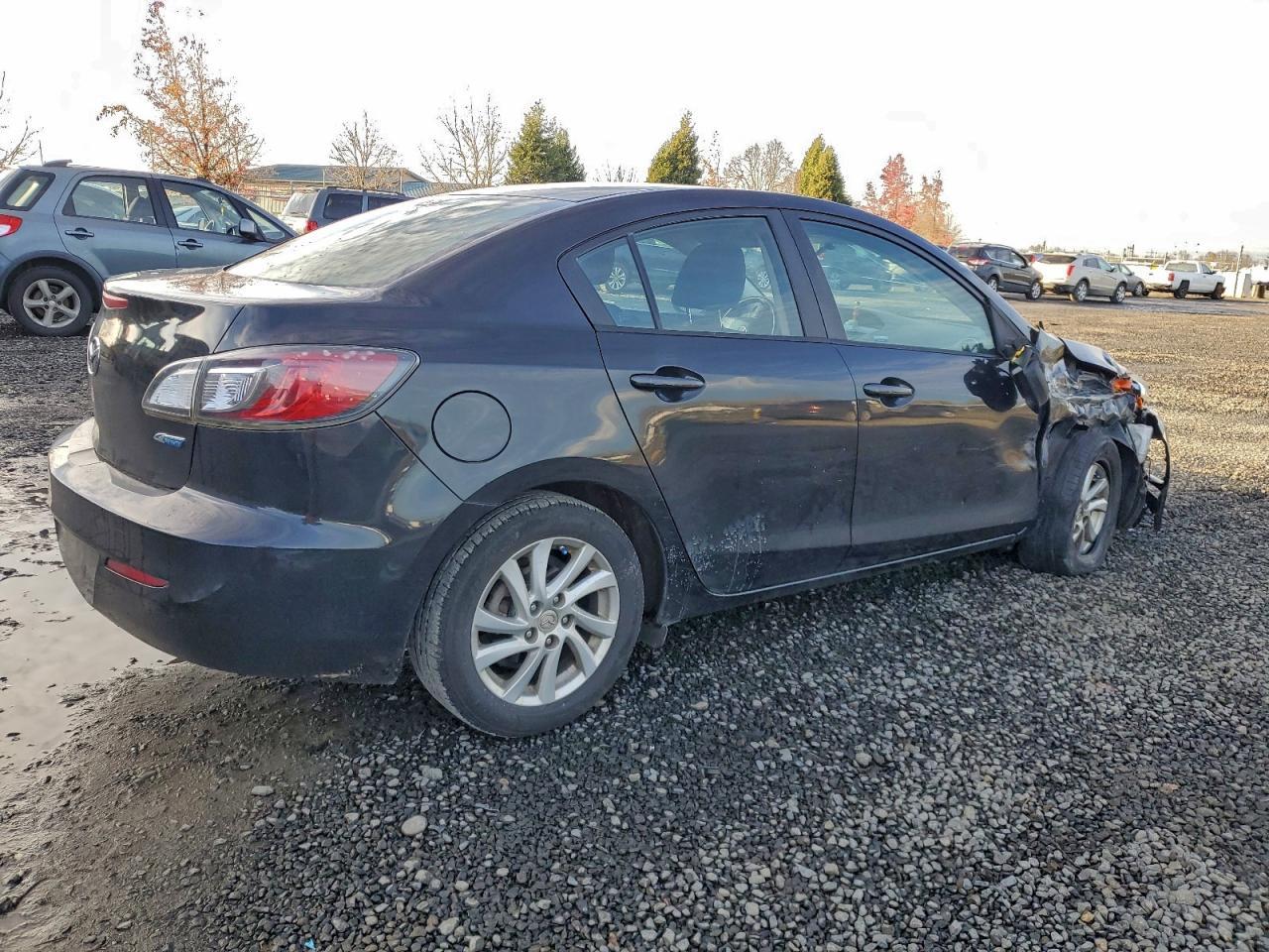 2012 Mazda 3 I
