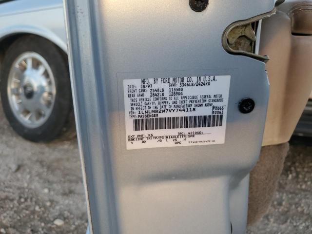 1997 Lincoln Town car Signature