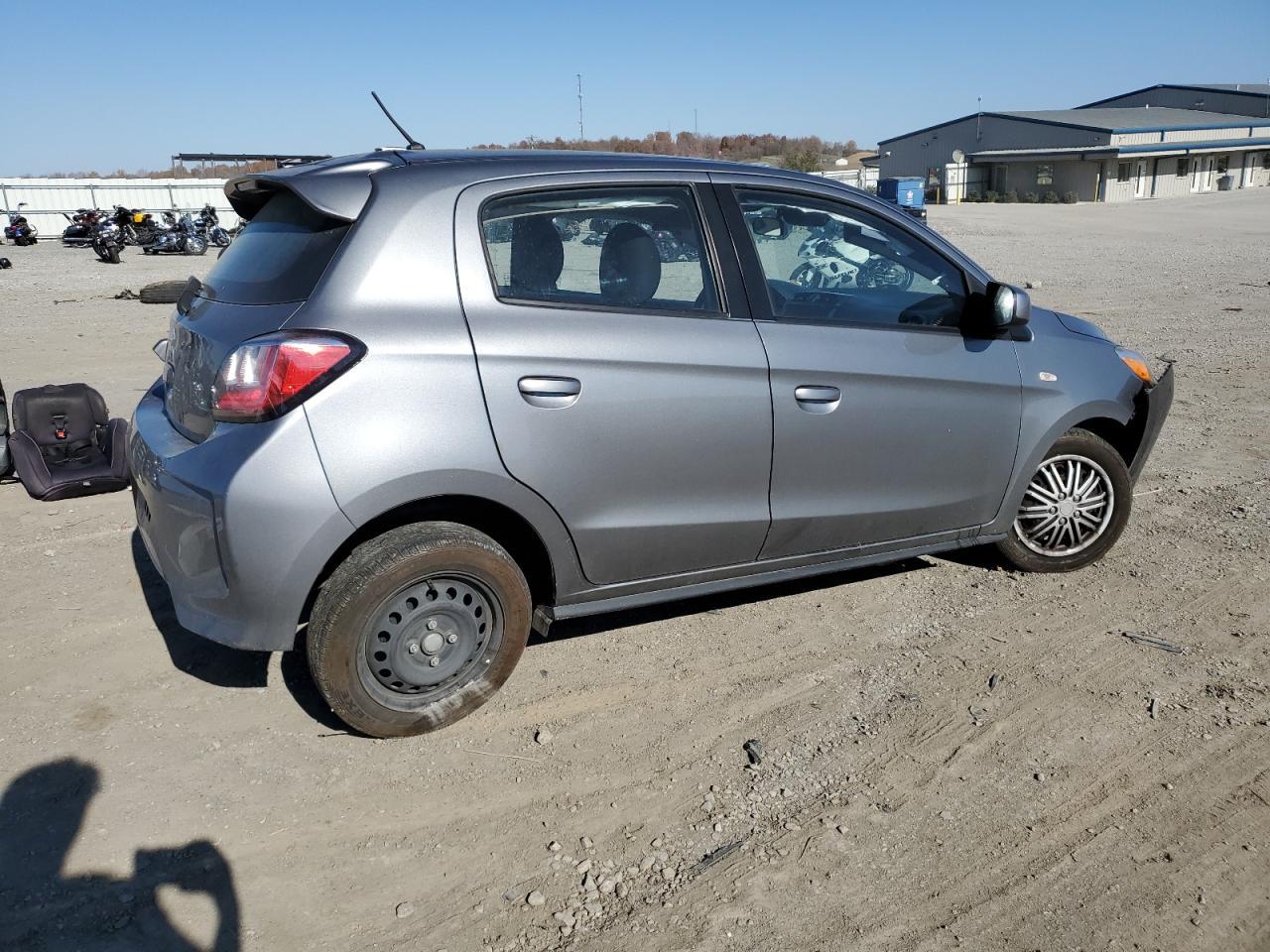 2021 Mitsubishi Mirage es