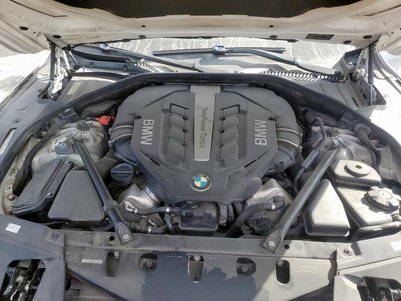 2012 BMW 750 i