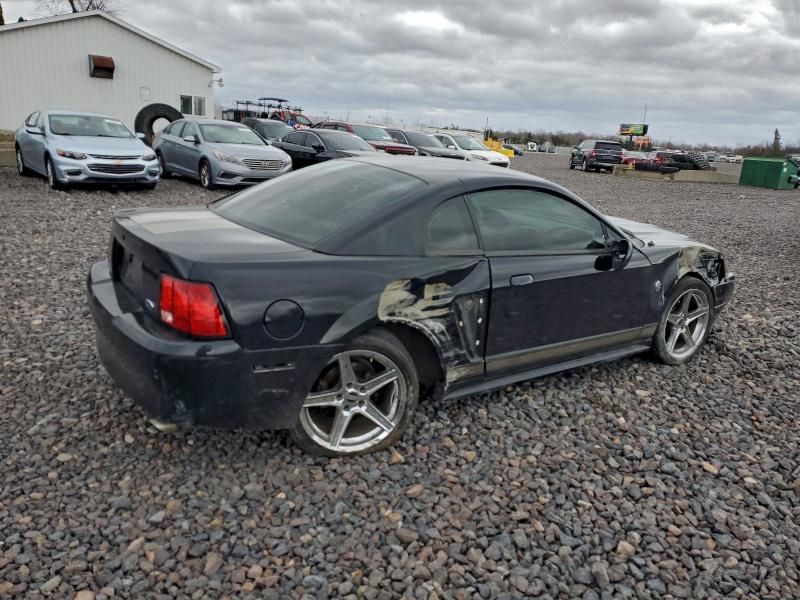 2004 Ford Mustang