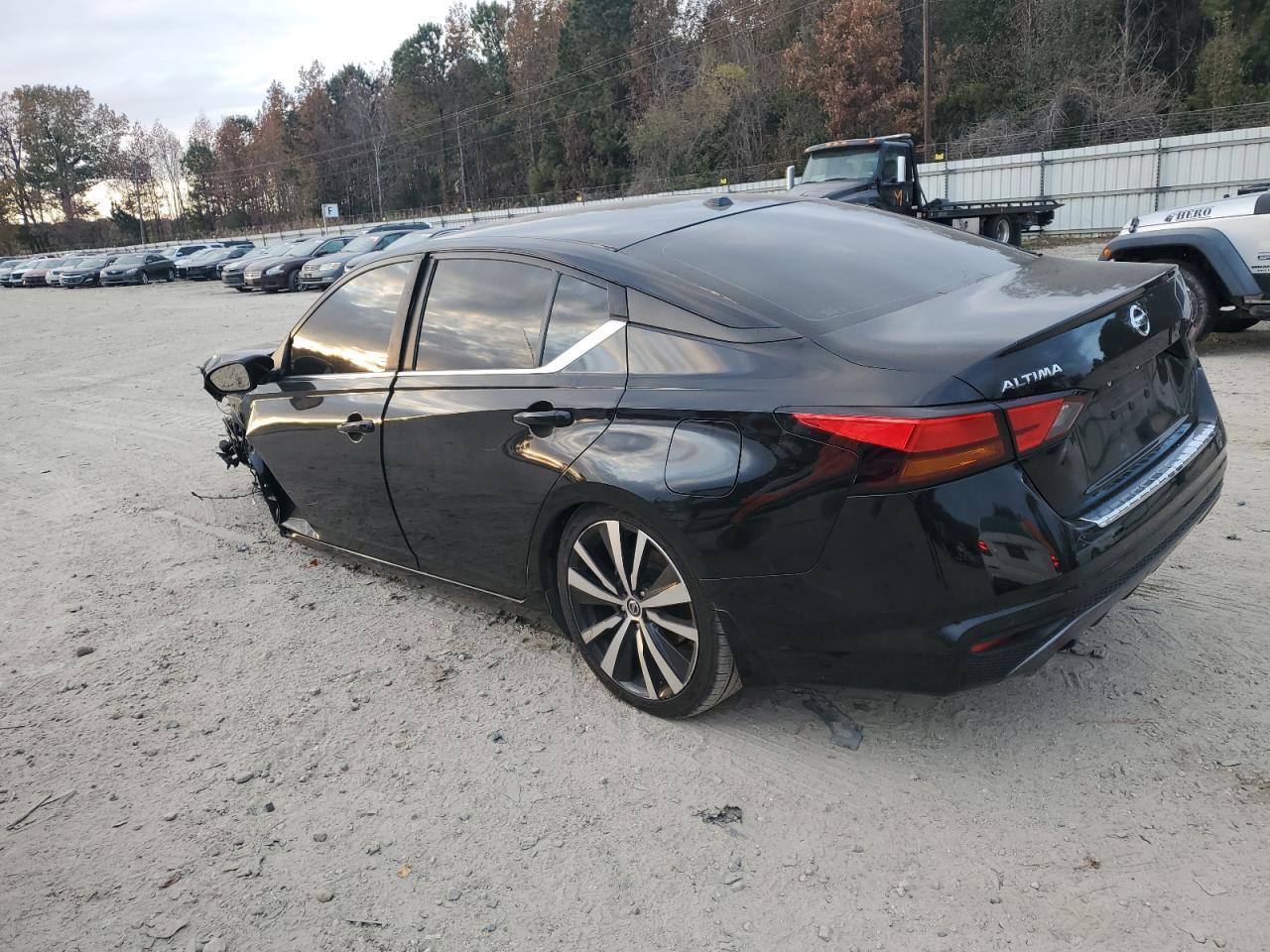 2021 Nissan Altima sr