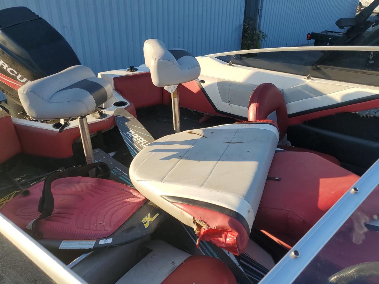 2002 Arriva Boat