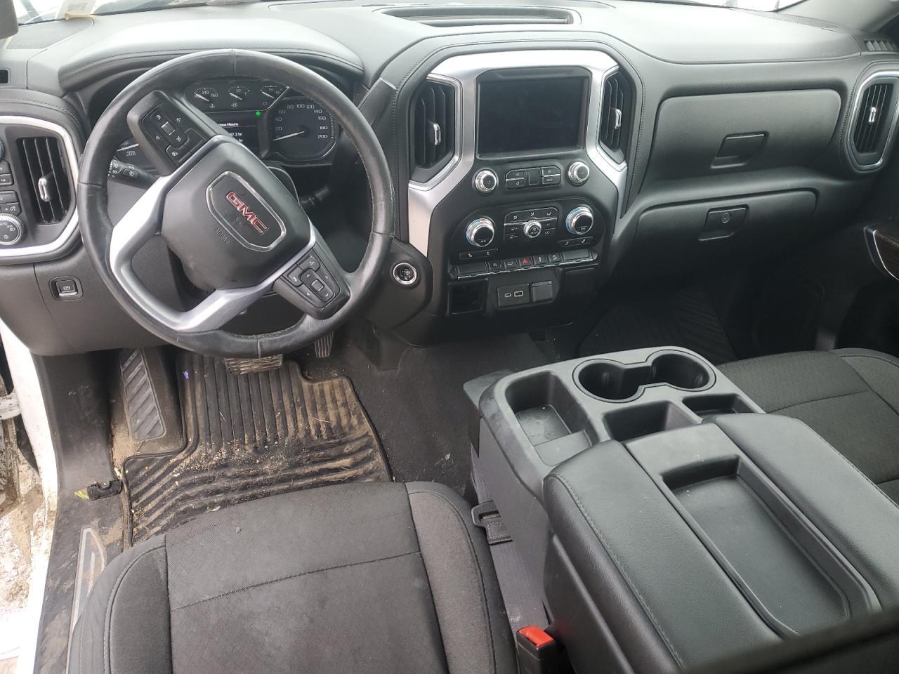 2020 GMC Sierra K1500 sle