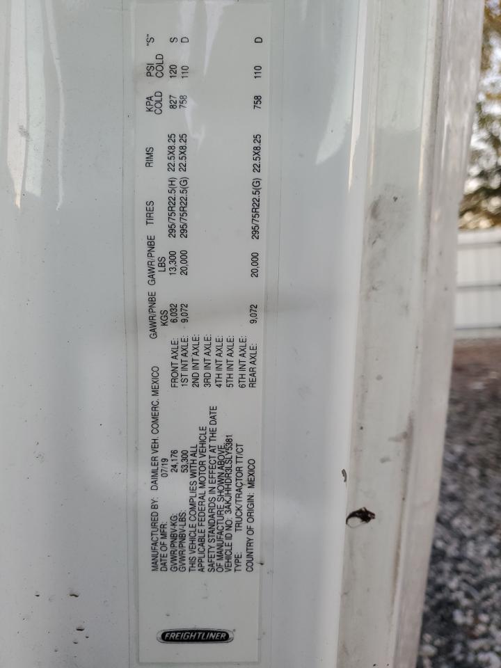 2020 Freightliner Cascadia 126 Semi Truck