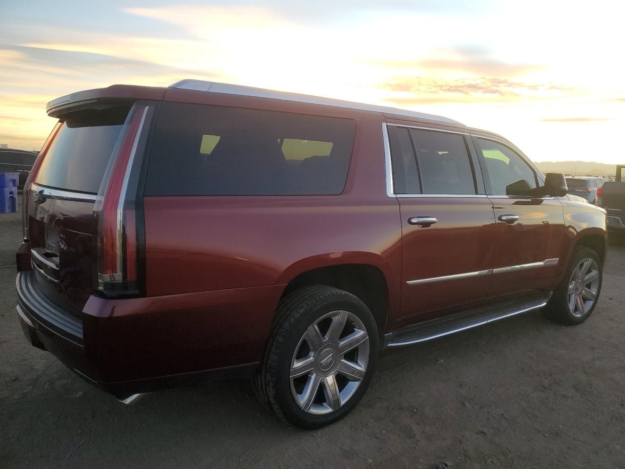 2016 Cadillac Escalade esv Luxury