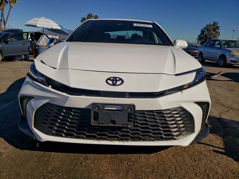 2025 Toyota Camry xse