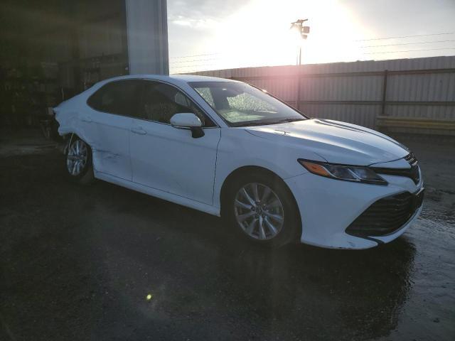 2018 Toyota Camry le